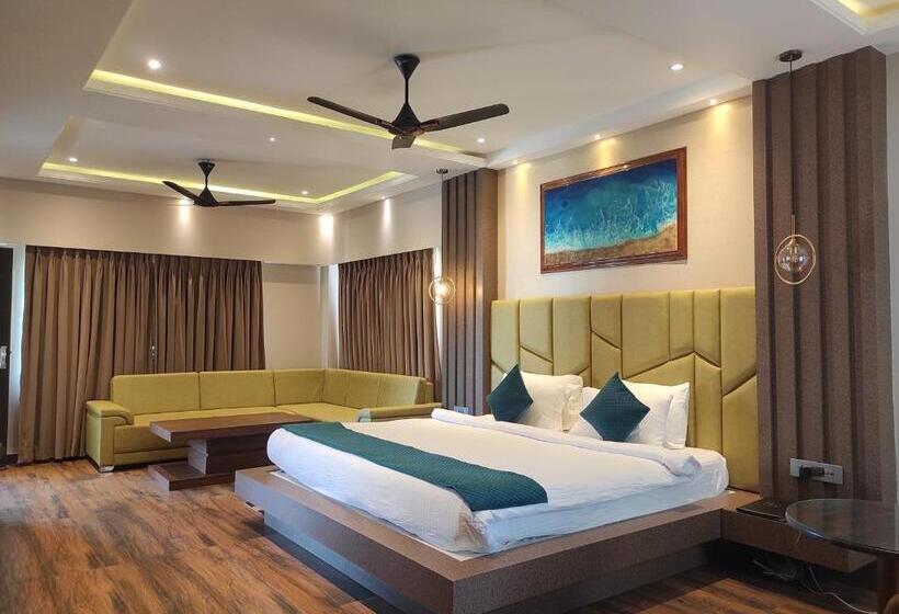 هتل The Dibrugarh Resort