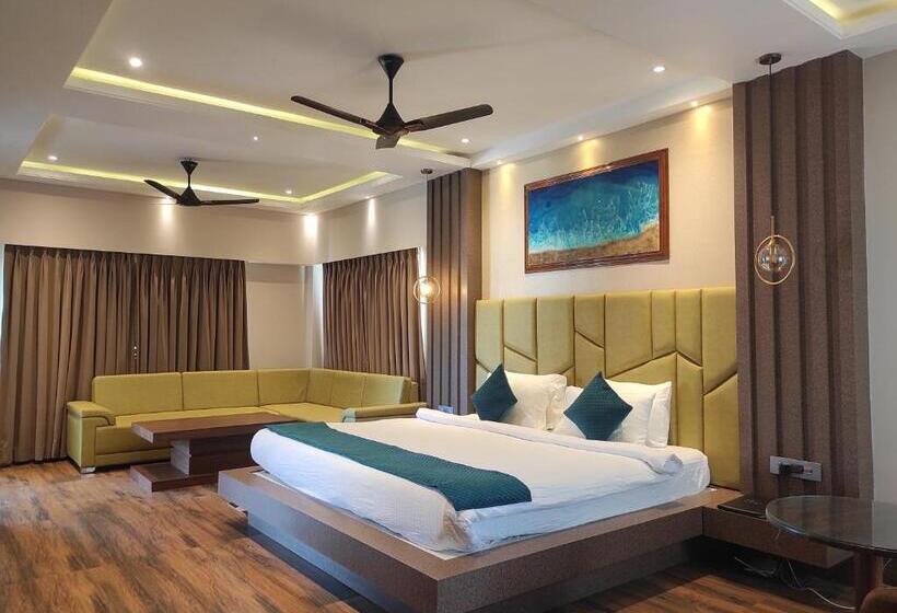 هتل The Dibrugarh Resort