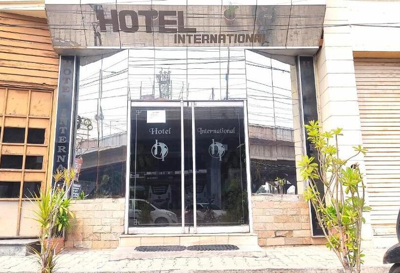 Отель International Bus Stand Jalandhar City