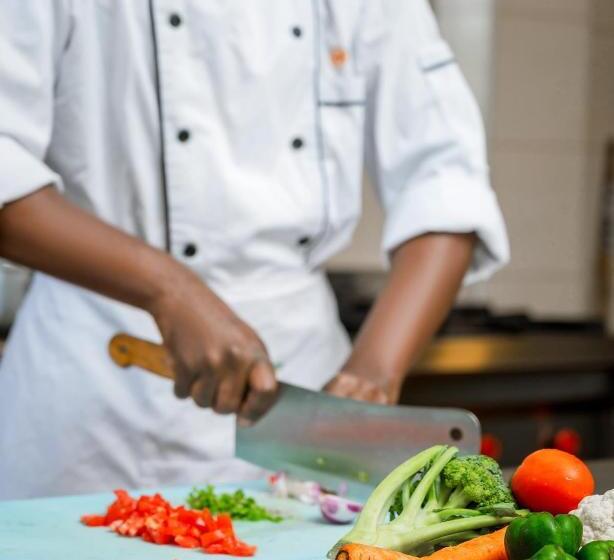 هتل La Brezi Suites