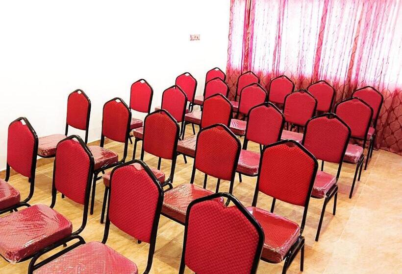 فندق Nt Grand Yercaud