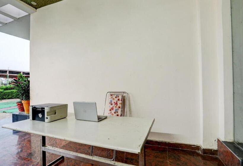 호텔 Oyo Anurag Paradise