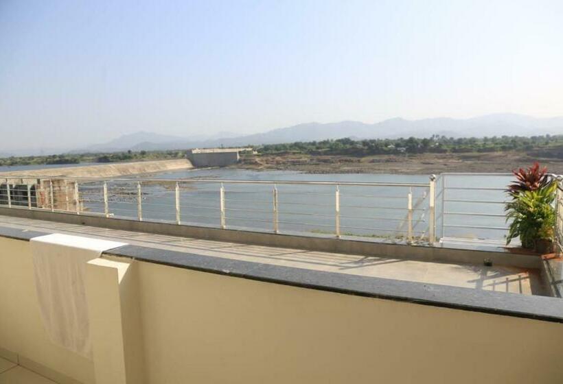 Отель Reva Vihar Rooms