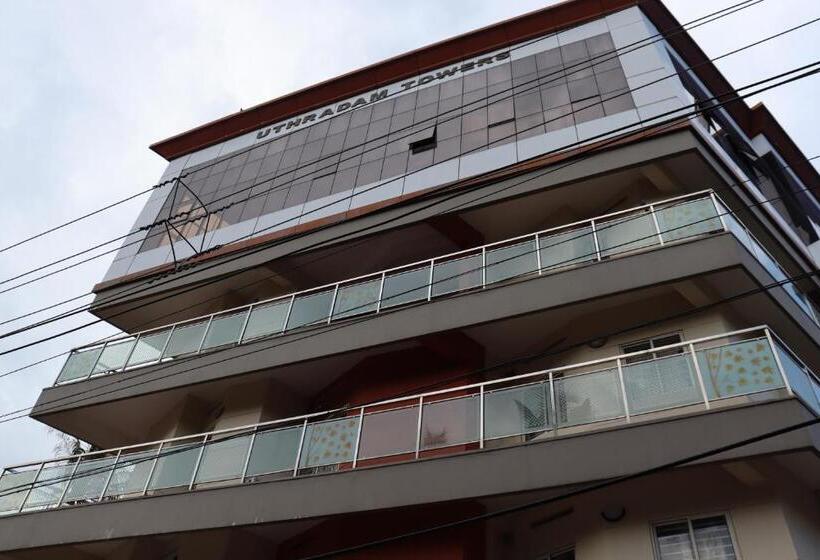 هتل Uthradam Towers