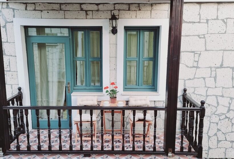 Paradise İmroz Butik Otel