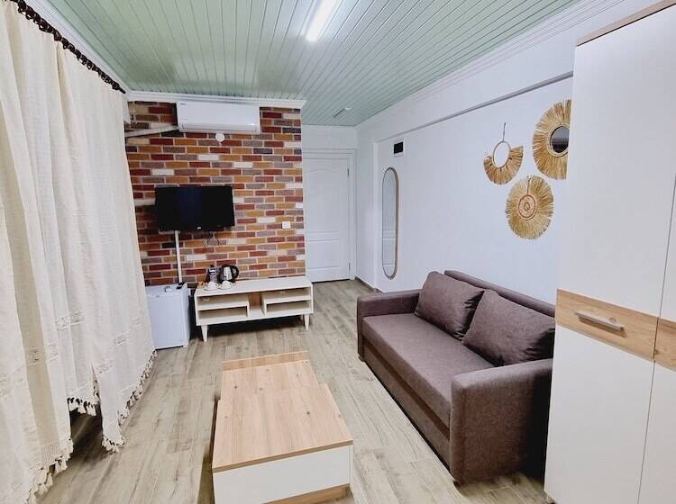 Paradise İmroz Butik Otel