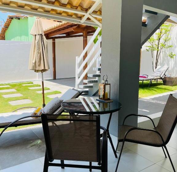 پانسیون Charlotte House