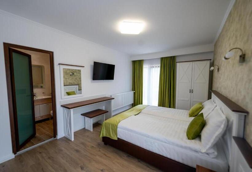 펜션 Evergreen Chalet