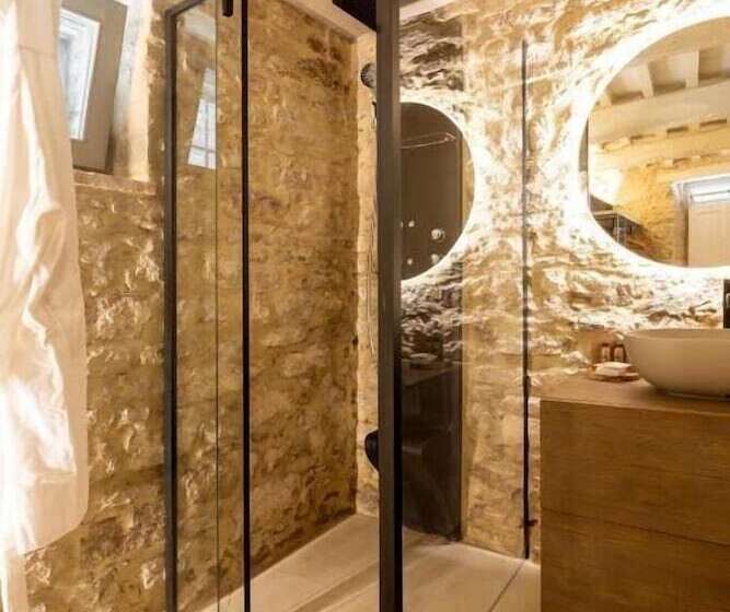 פנסיון Forma Your Boutique Suite