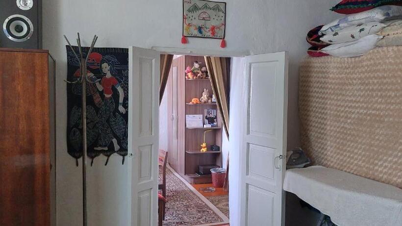 پانسیون Gulanda Guesthouse