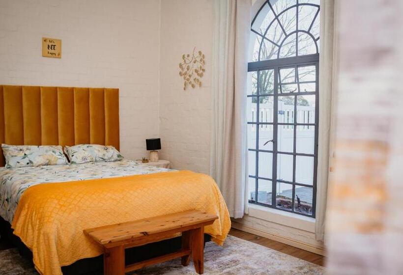 ペンション Mooi Uitsig Lodge