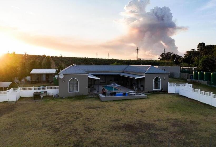 ペンション Mooi Uitsig Lodge