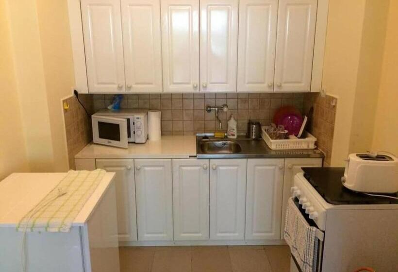 ペンション Pipacs Vendégház