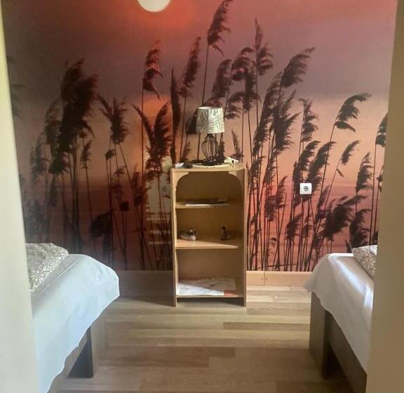 ペンション Pipacs Vendégház