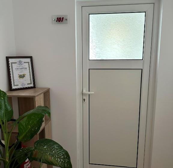 Пансион Pirin Rooms