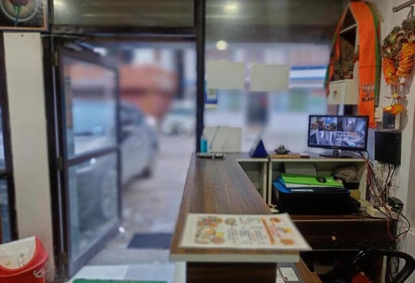 פנסיון Rupali Guest House