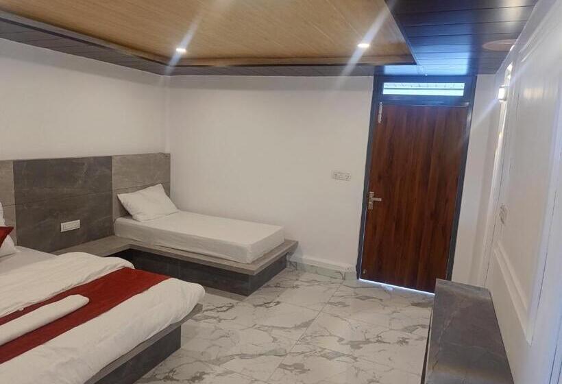פנסיון Rupali Guest House