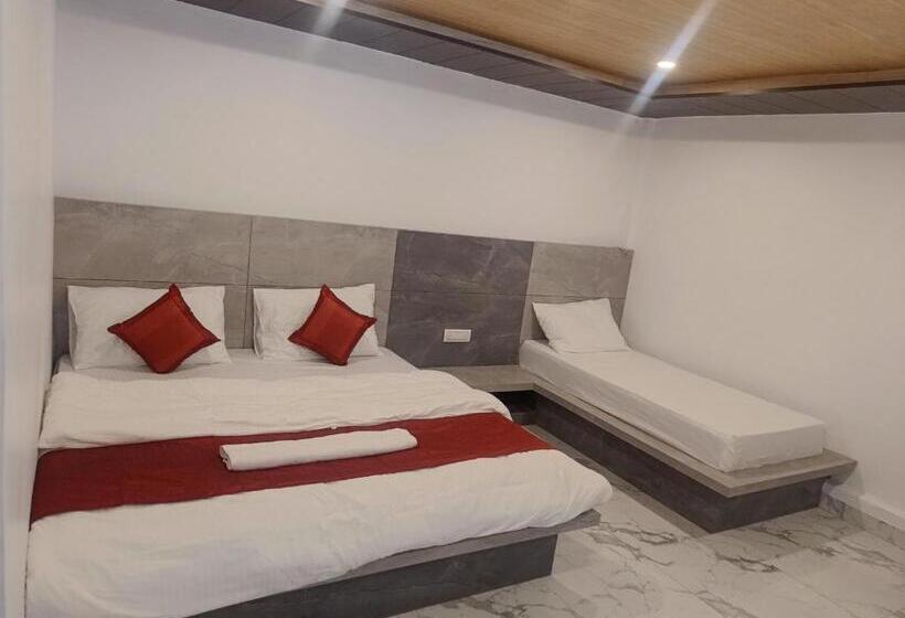 פנסיון Rupali Guest House