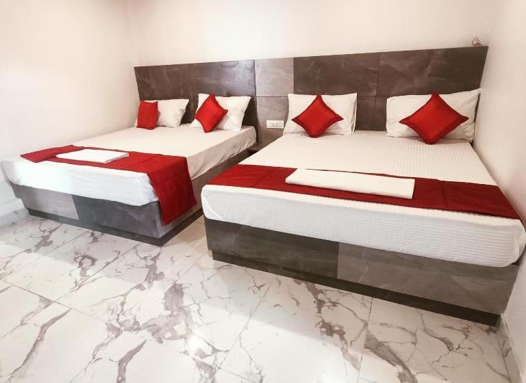 פנסיון Rupali Guest House