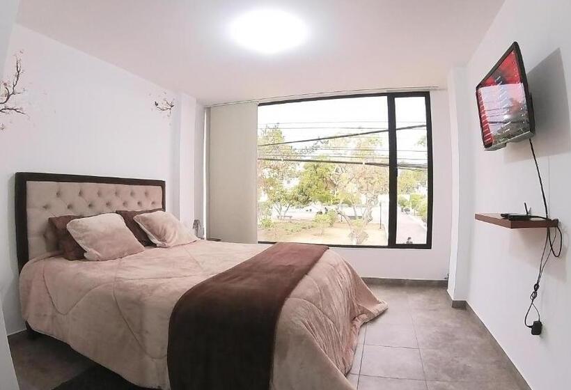 پانسیون Suite Central Park Tababela