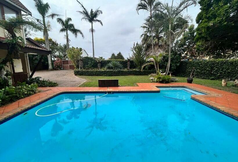 פנסיון The Woodhouse