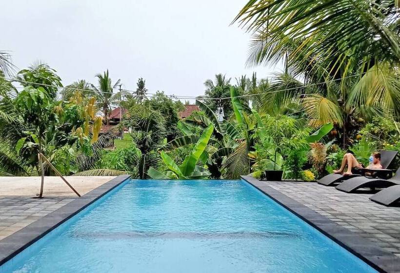 بنسيون Twospaces Living At Balian Green Lagoon