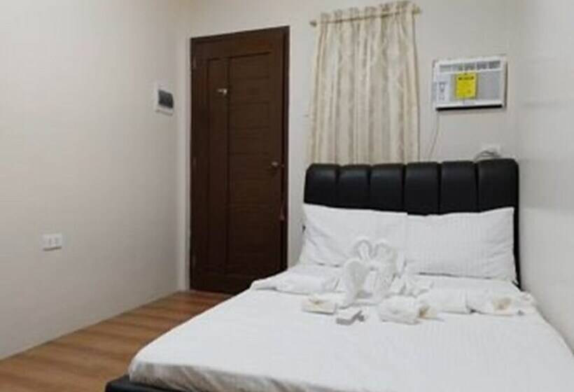 Pilot Hotel Powered By Cocotel