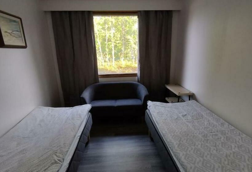 ユースホステル Ketunkolo