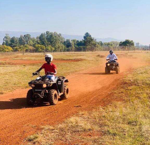 ベッドアンドブレックファースト Ten Flags Theme Park