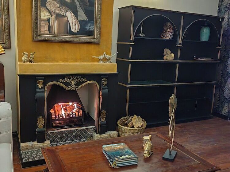 בית מלון כפרי Ing At Sandstone