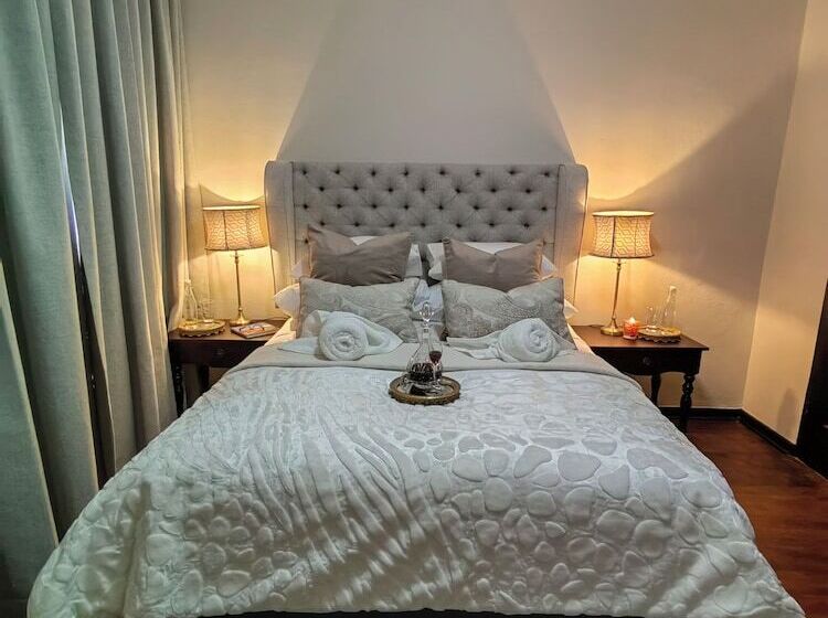 בית מלון כפרי Ing At Sandstone