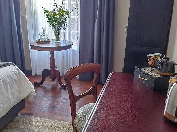 בית מלון כפרי Ing At Sandstone