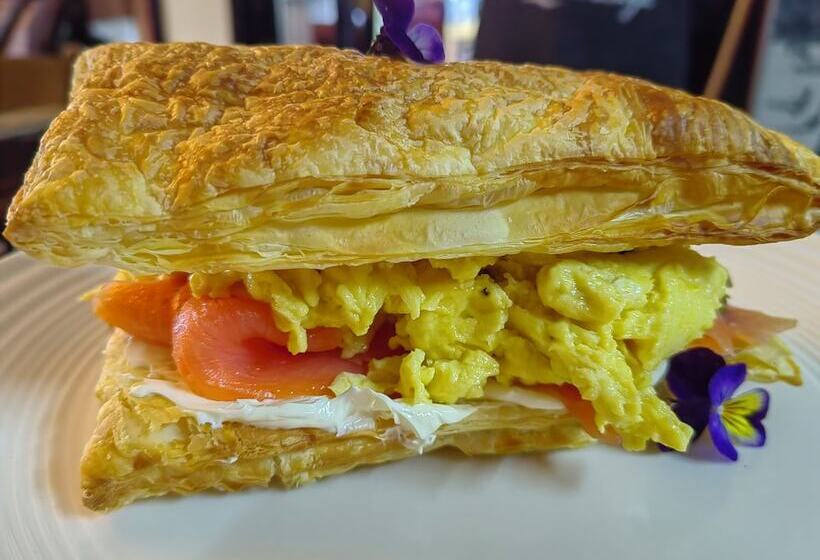 فندق Ing At Sandstone