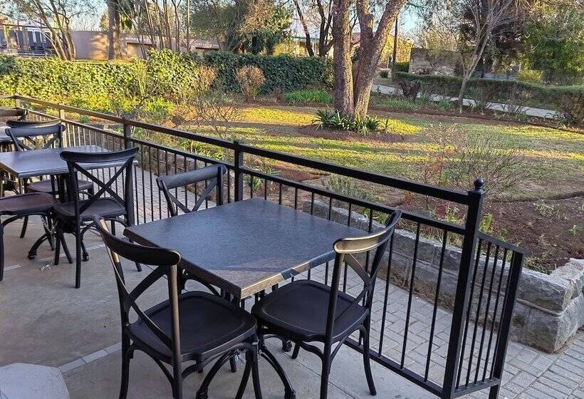 فندق Ing At Sandstone