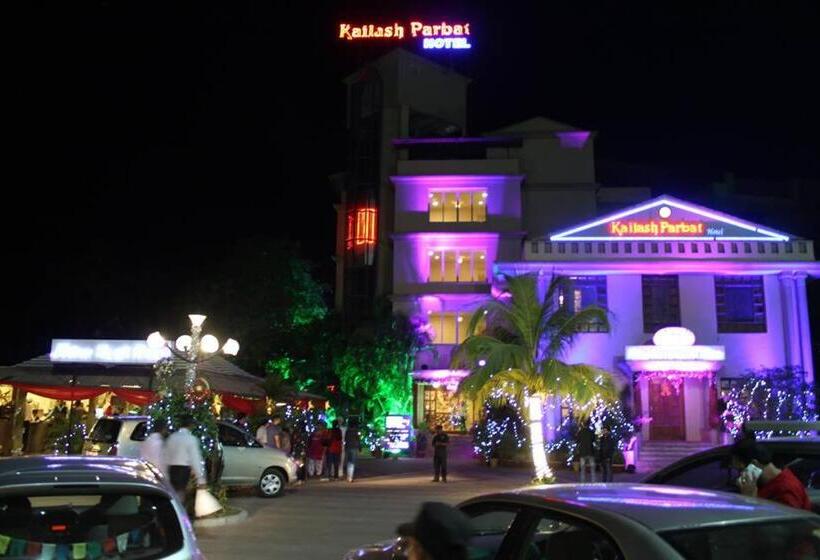 בית מלון כפרי Kailash Parbat