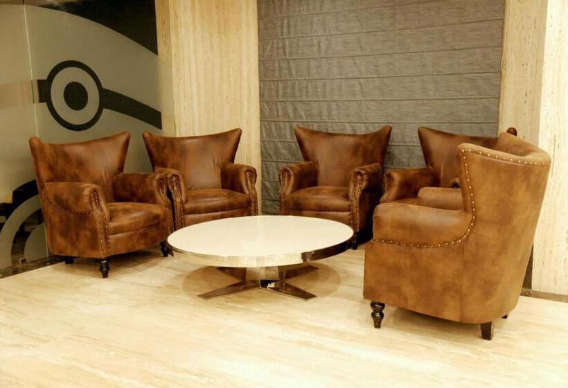 فندق Krishna Palace