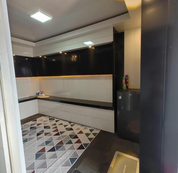 فندق Lily S Room At Apartemen Cibubur Village By Fph