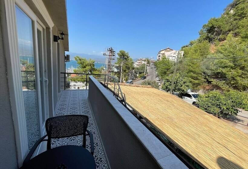 فندق Miralya Suites