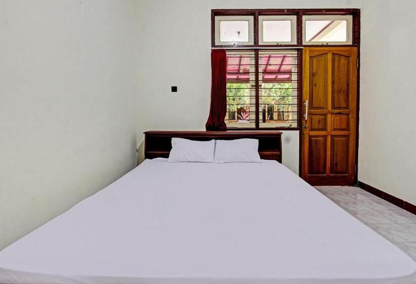 فندق Oyo 92710 Losmen Tjabe Merah