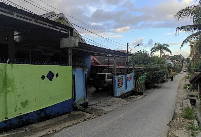 Отель Oyo 92724 Penginapan Syariah Al Syifa