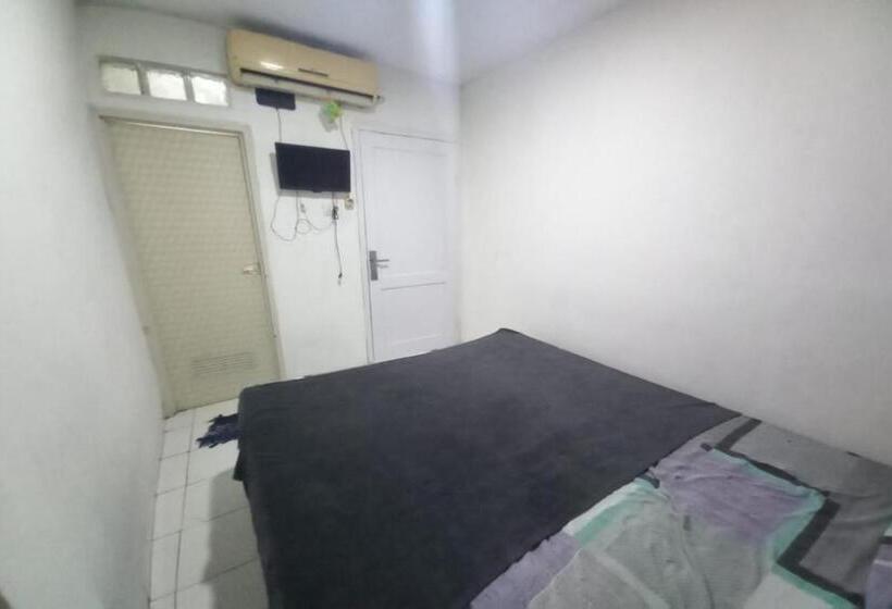 فندق Oyo 92726 Geulis Guest House