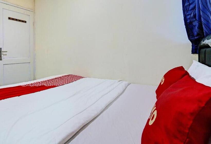 فندق Oyo 92726 Geulis Guest House