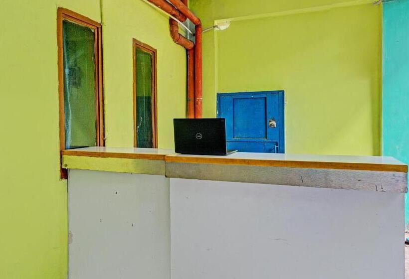 فندق Oyo 92726 Geulis Guest House