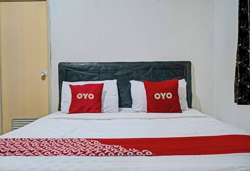 فندق Oyo 92726 Geulis Guest House