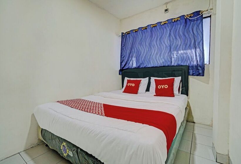 فندق Oyo 92726 Geulis Guest House