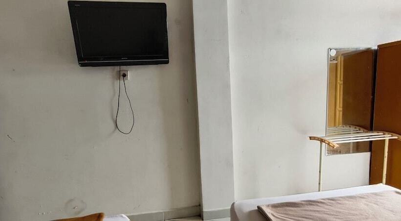 فندق Oyo 92751 Marang Homestay Syariah