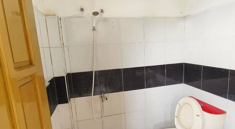 فندق Oyo 92751 Marang Homestay Syariah