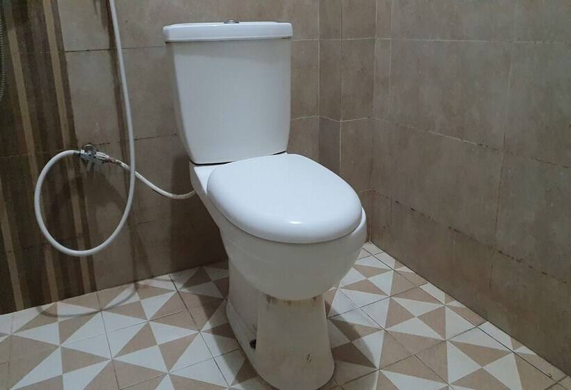 هتل Oyo 92751 Marang Homestay Syariah