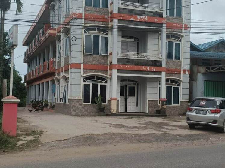 هتل Oyo 92751 Marang Homestay Syariah