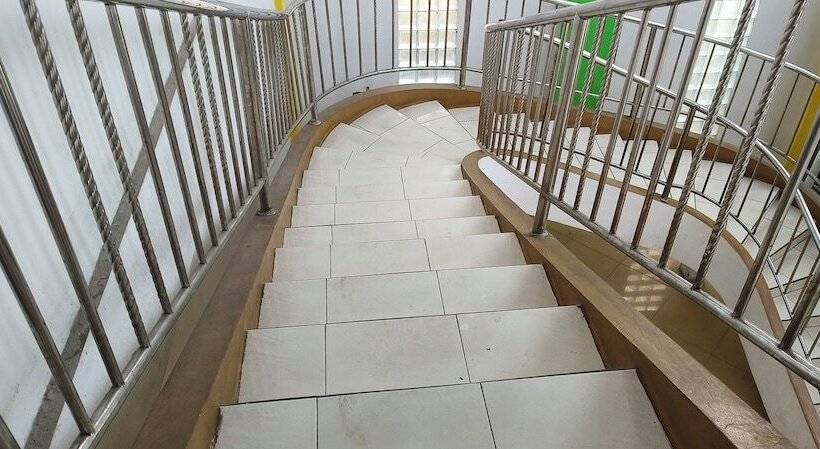 فندق Oyo 92751 Marang Homestay Syariah